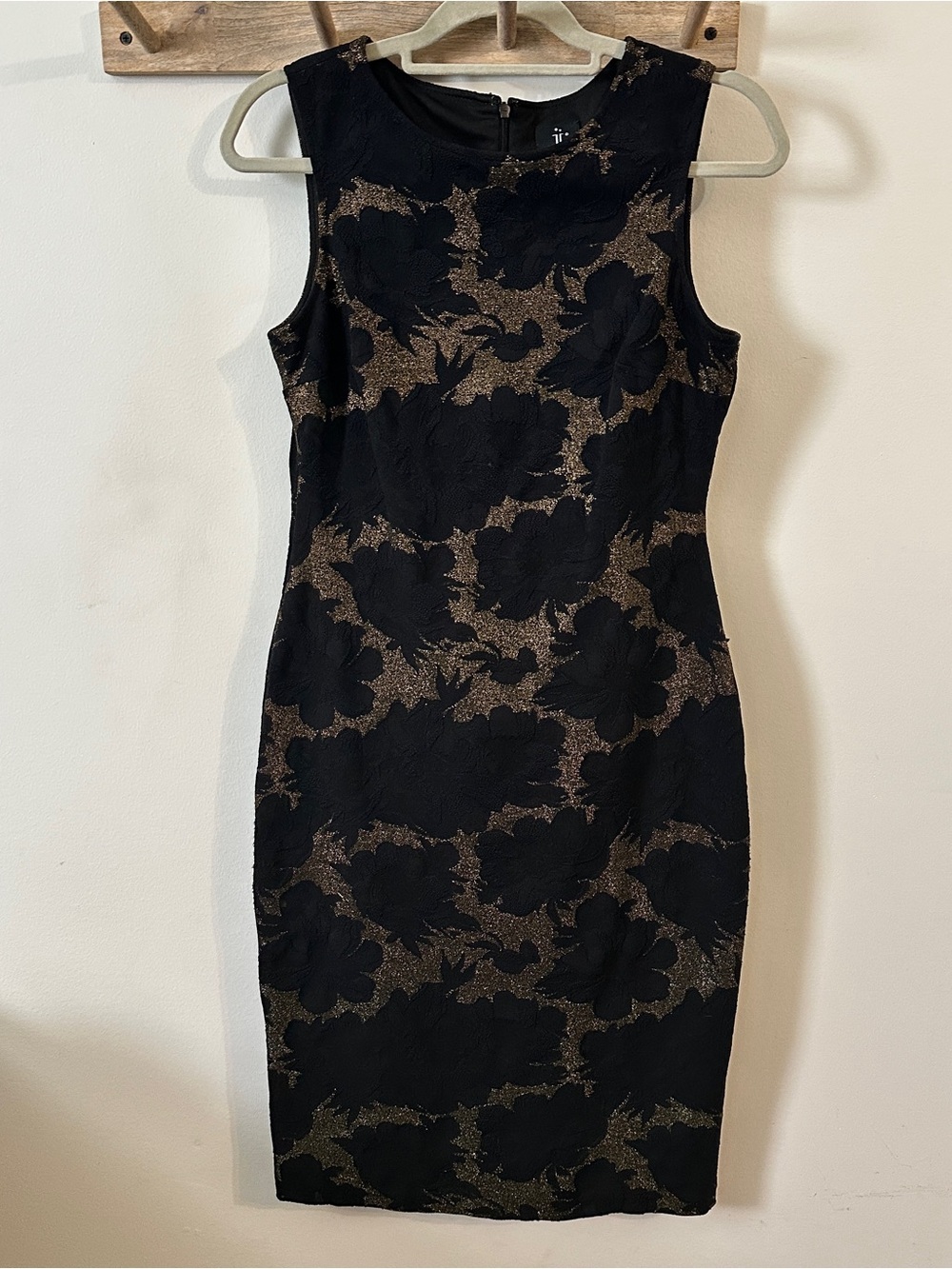 JULIA JORDAN | Women’s Black and Gold Floral Midi Sheath Dress size 6